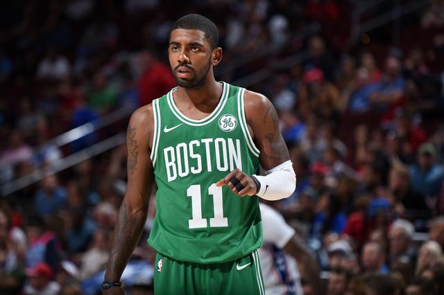 记者：国米三名翼卫下周恢复合练，劳塔罗和邓弗里斯周一检查.