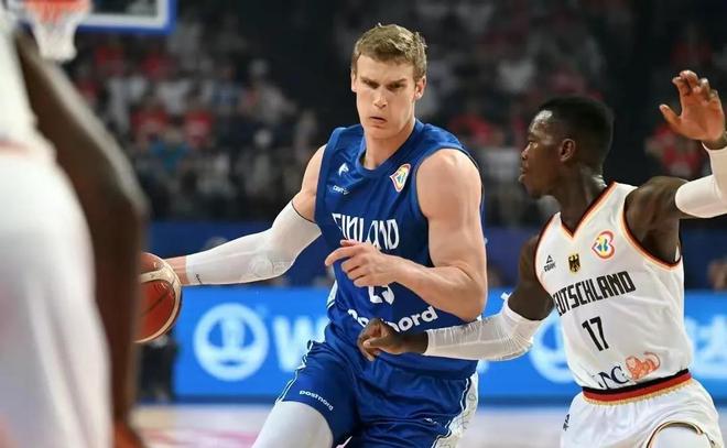 体育直击CBA：辽宁轻取山西夺得六连胜