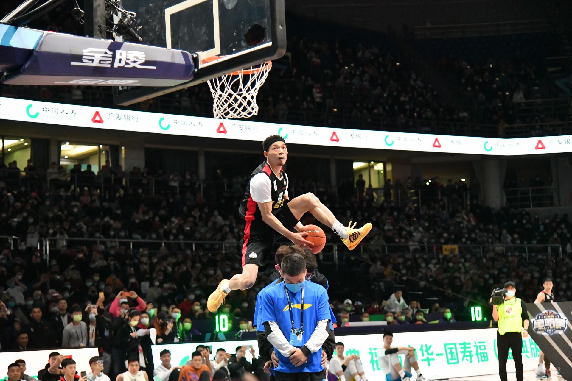 答案